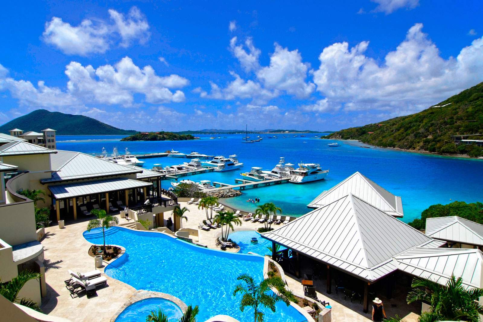 British Virgin Islands, SCRUB Island,
wide OVERVIEW pools to marina & sea