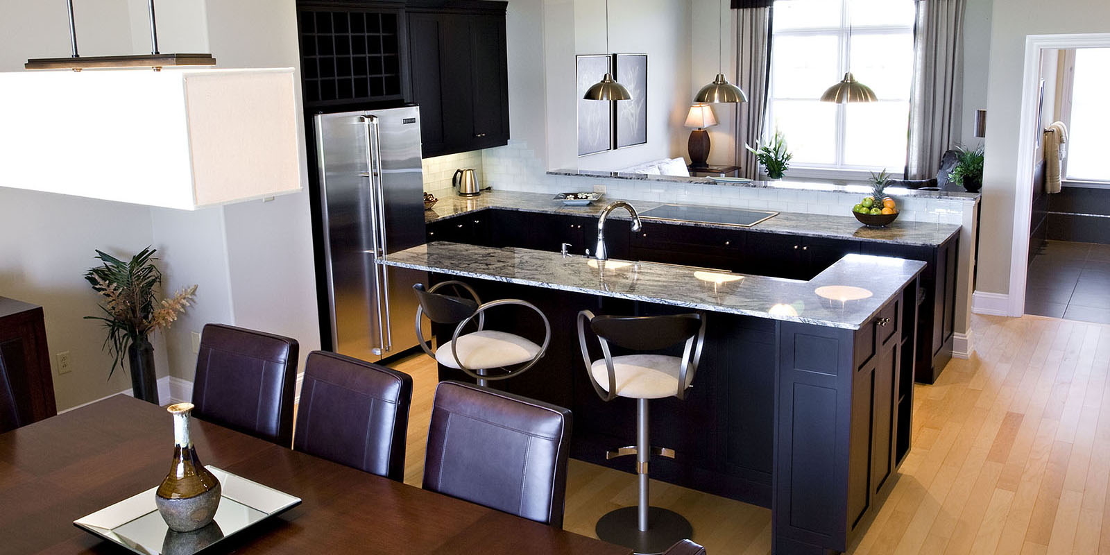 Features-black kitchen